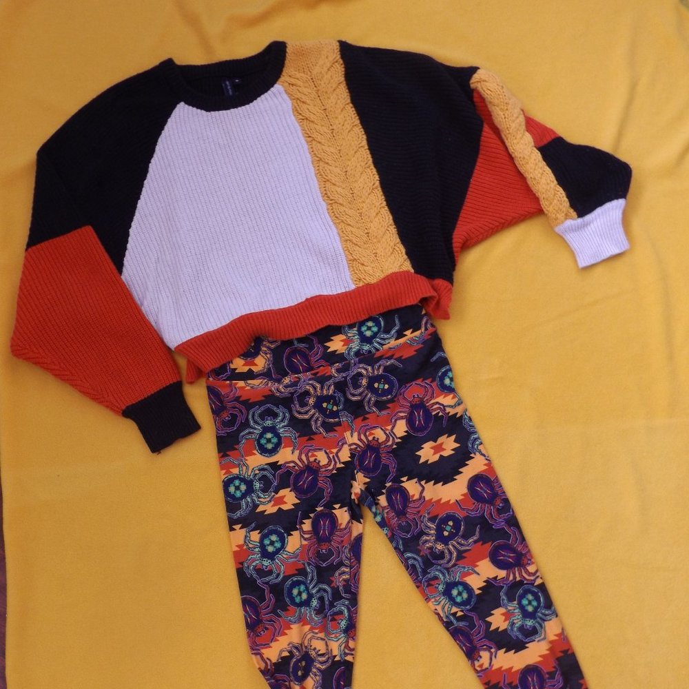 Moon & Madison Crop Sweater with LulaRoe Spider Leggings 2pc set